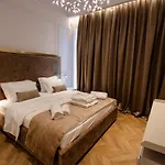 The Crown Boutique & Отель 4*