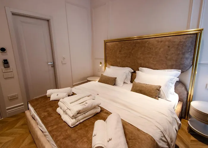 The Crown Boutique & Hotel