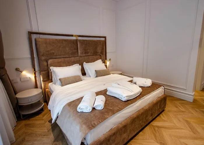 The Crown Boutique & Hotel 4*